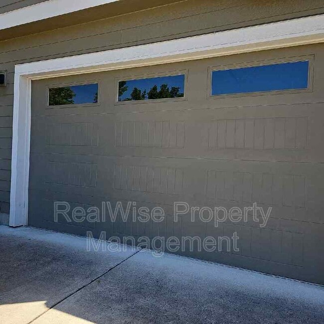 11330 NE 25th St in Vancouver, WA - Building Photo - Building Photo