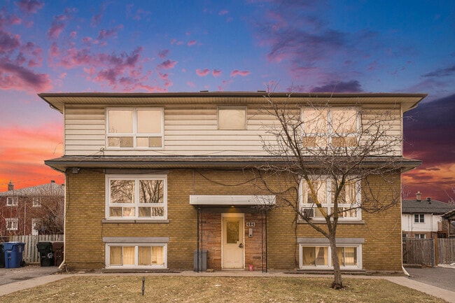 property at 13 Pinehurst Av