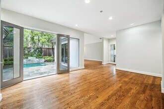 5134 Longmont Dr in Houston, TX - Building Photo - Building Photo