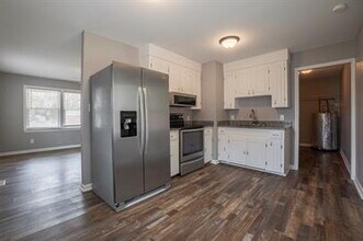 385 Rogers Ave in Sumter, SC - Building Photo - Building Photo