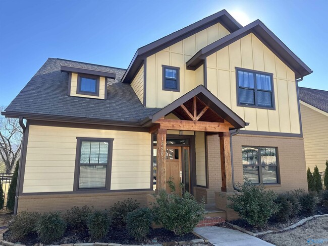 property at 1520 Hammock St