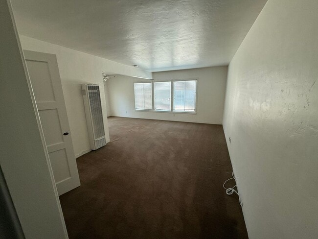 216 Anita Rd in Burlingame, CA - Building Photo - Building Photo