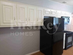 6537 La Grange Dr in Dallas, TX - Building Photo - Building Photo