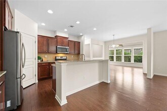 522 Spring View Dr in Woodstock, GA - Building Photo - Building Photo