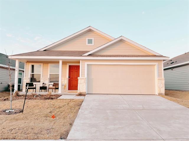 136 Honeysuckle St in Princeton, TX - Building Photo