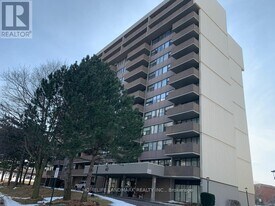 40 Bay Mills Blvd in Toronto, ON - Building Photo