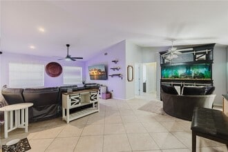 2103 SE 8th Ave in Cape Coral, FL - Building Photo - Building Photo