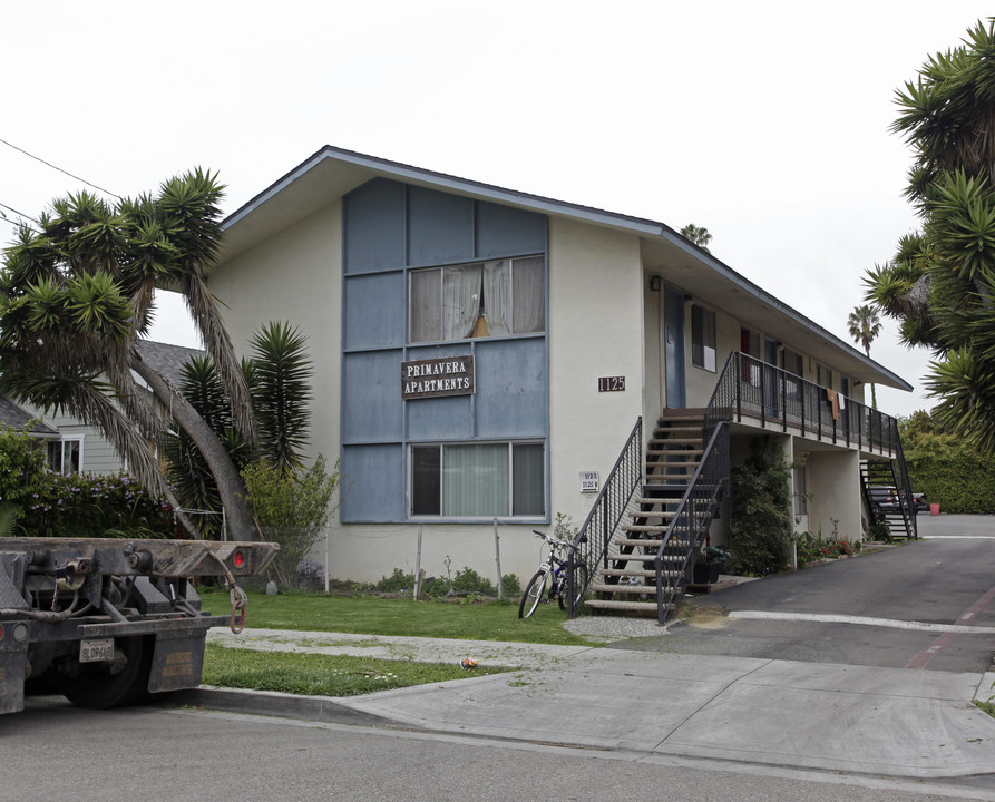 Primavera Apartments in Santa Barbara, CA - Building Photo