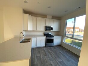 1288 Quadrant Ln in Schaumburg, IL - Foto de edificio - Building Photo