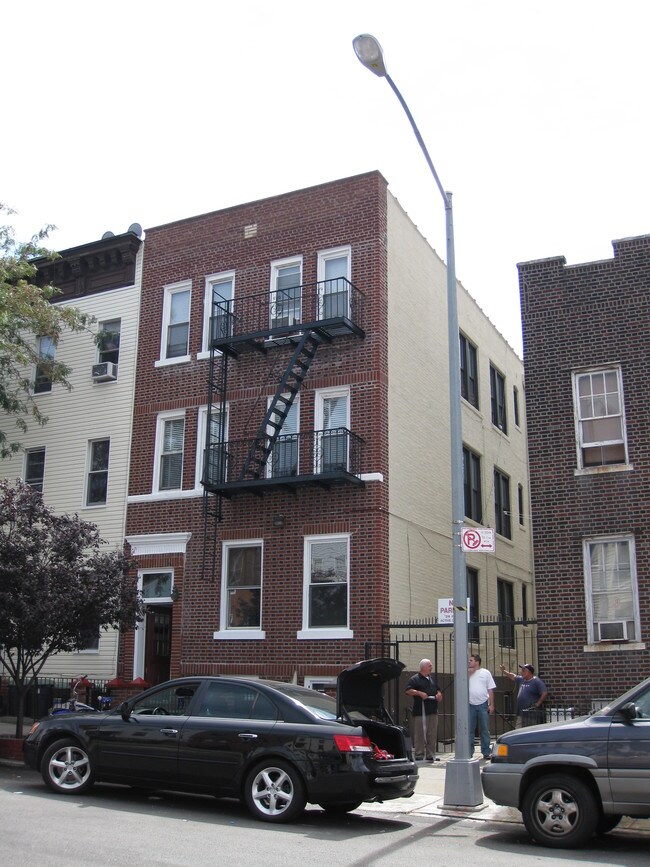 318 Prospect Ave in Brooklyn, NY - Building Photo - Building Photo