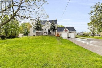 2217 Wharncliffe Rd S in London, ON - Building Photo - Building Photo