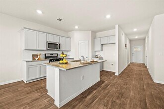 121 Brody Ln in Georgetown, TX - Building Photo - Building Photo