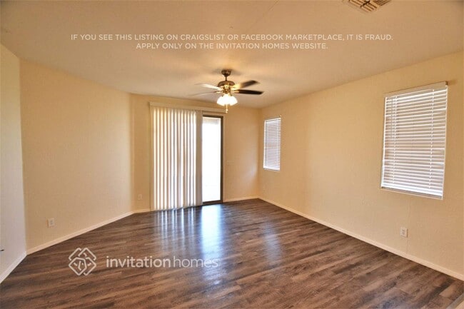 7330 W Sophie Ln in Phoenix, AZ - Building Photo - Building Photo