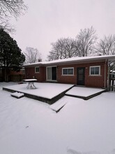 21978 Leyte St in Farmington Hills, MI - Foto de edificio - Building Photo