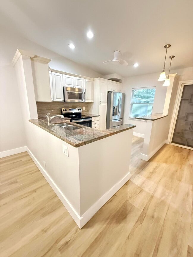 18765 Candlewick Dr in Boca Raton, FL - Building Photo - Building Photo