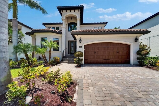 6116 Lagomar Ln in Apollo Beach, FL - Building Photo - Building Photo