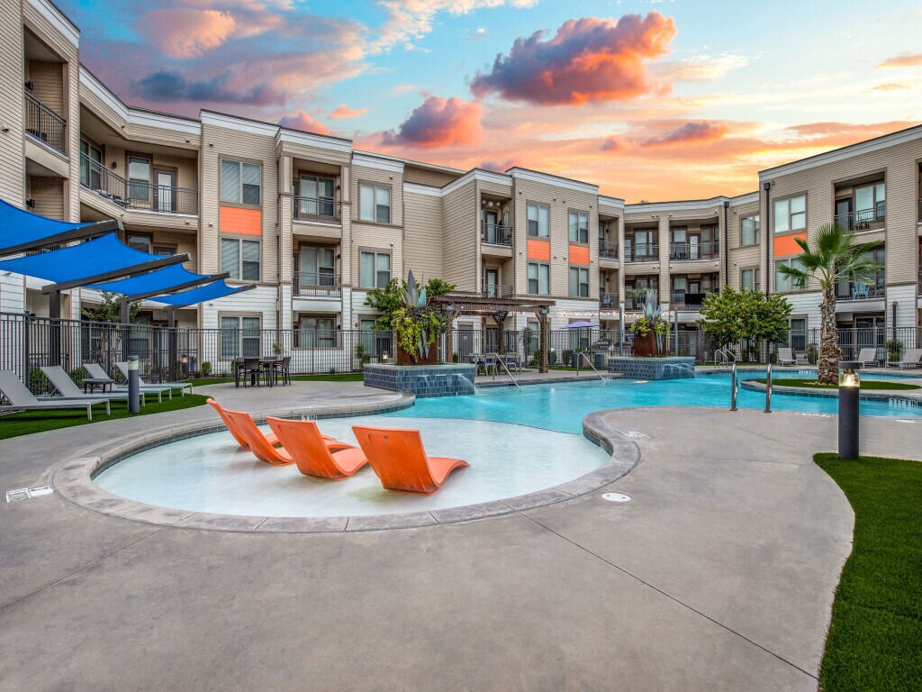 The Watson Apartments in Grand Prairie, TX