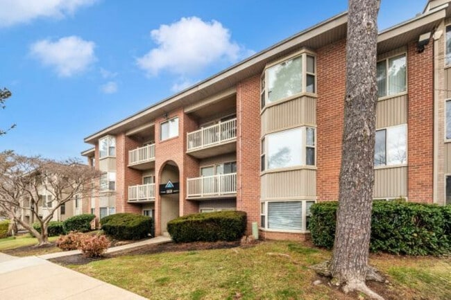 Arden Pointe Apartments in Laurel, MD - Foto de edificio - Building Photo