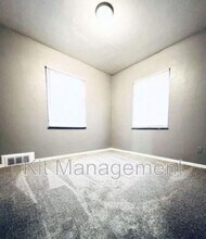 4649 Burnham Ave in Toledo, OH - Building Photo - Building Photo