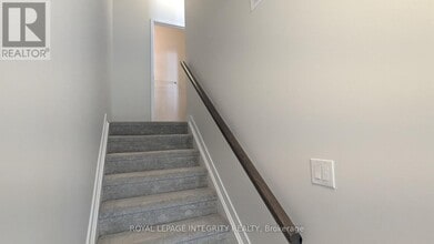 76 Franchise Private in Ottawa, ON - Building Photo - Building Photo