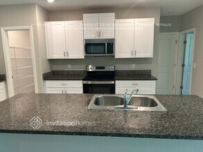 2234 Jungle Dr in Ruskin, FL - Building Photo - Building Photo