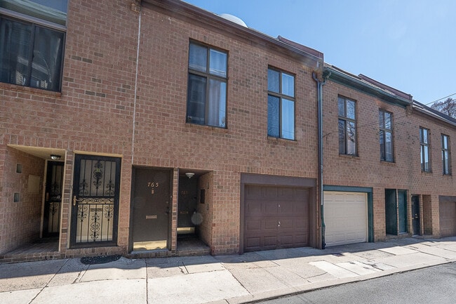 property at 765 N Ringgold St