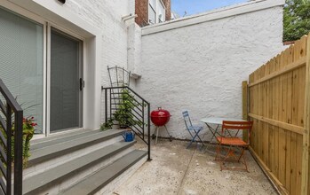 1916 Poplar St, Unit Unit 1S in Philadelphia, PA - Foto de edificio - Building Photo