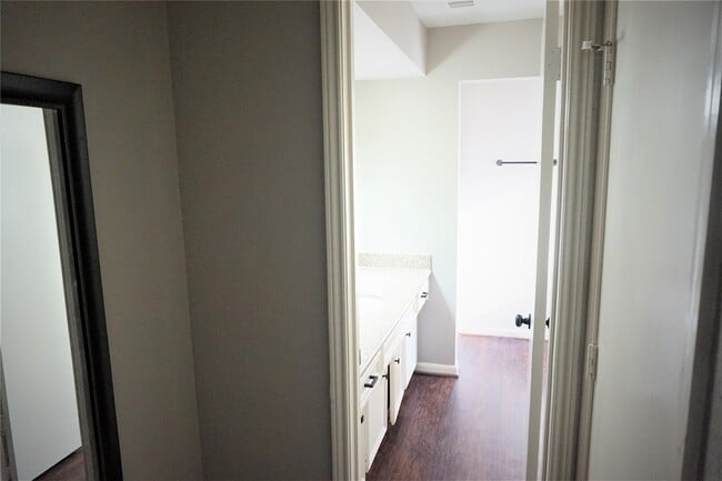 property at 2727 Tinechester Dr