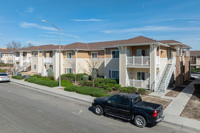 Arroyo del Camino in Avenal, CA - Building Photo - Building Photo