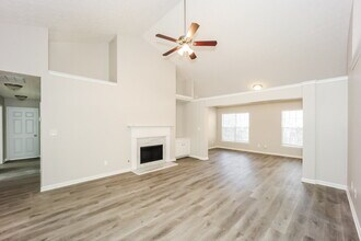 8835 Lake Rd in Union City, GA - Building Photo - Building Photo