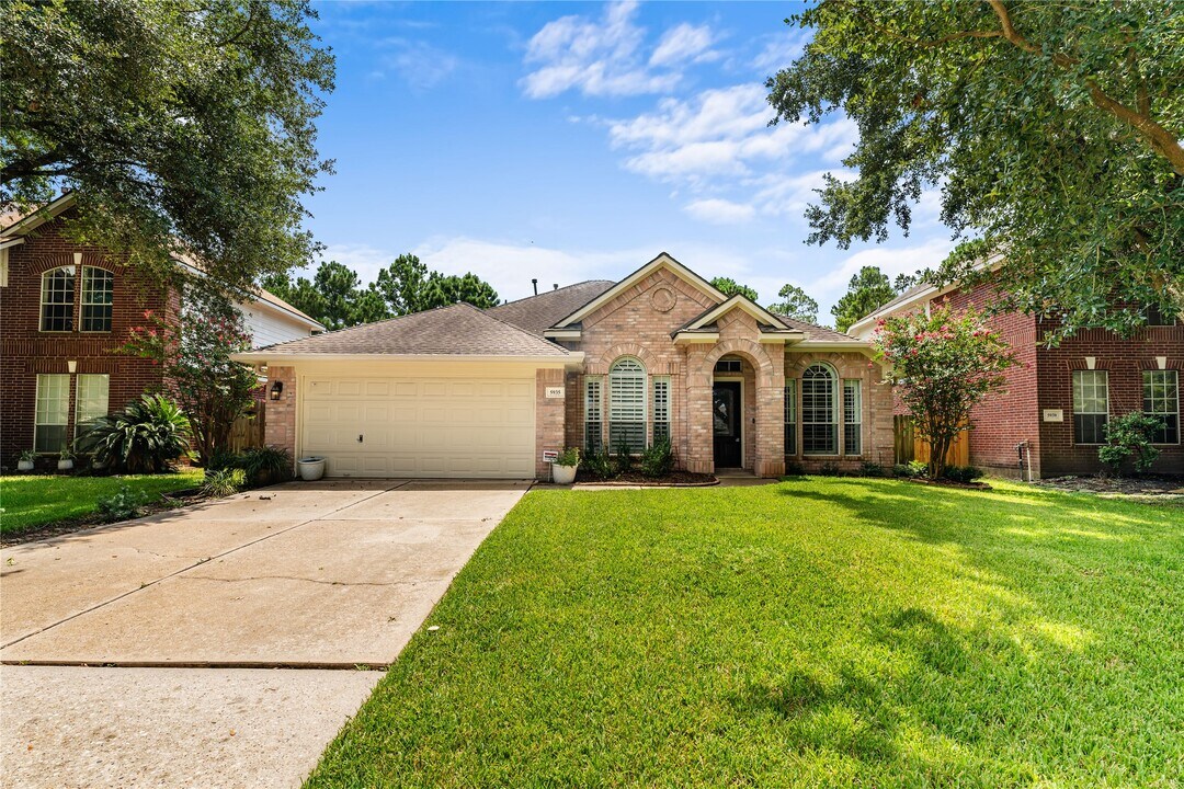 5935 Sawyer Bend Ln in Spring, TX - Building Photo