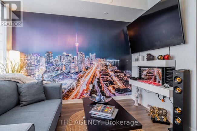 20-620 Richardson St in Toronto, ON - Building Photo - Building Photo