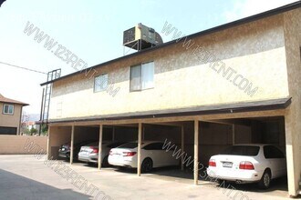 504 E Ave Q3 in Palmdale, CA - Building Photo - Building Photo