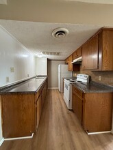 317 College Ave in Weatherford, TX - Building Photo - Building Photo