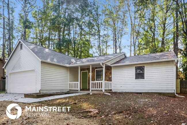 380 Fleming Ct in Jonesboro, GA - Foto de edificio - Building Photo