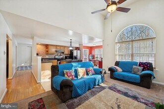 32 Victory Way in Upper Chichester, PA - Building Photo - Building Photo