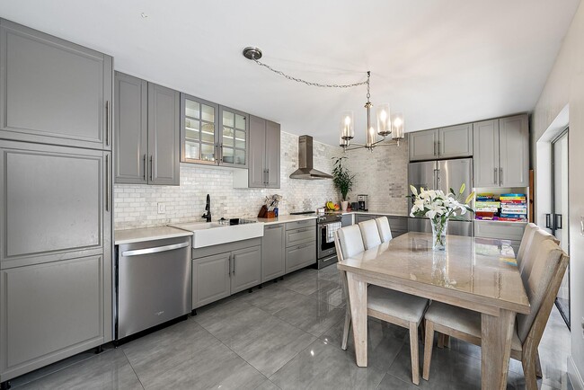 property at 617 6th Terrace