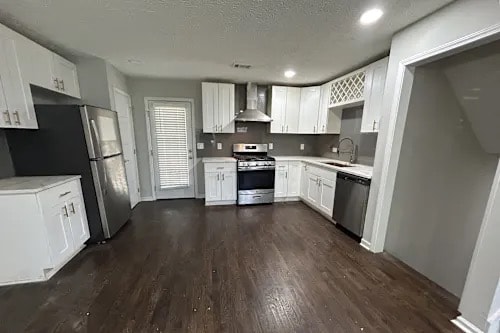 property at 3715 Del Monico Dr