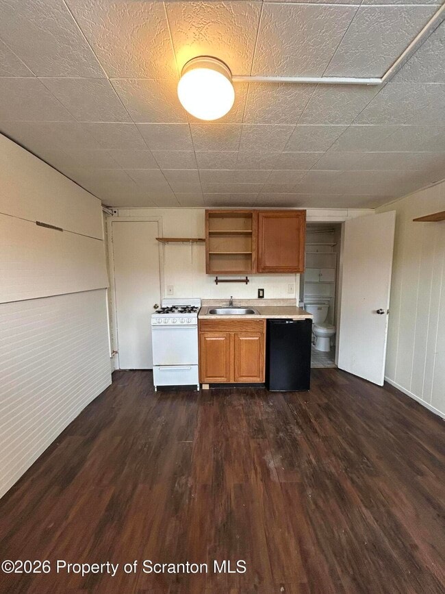 1395-1395 Old Trail Rd in Clarks Summit, PA - Building Photo - Building Photo