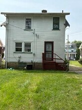 13707 S Parkway Dr in Garfield Heights, OH - Building Photo - Building Photo