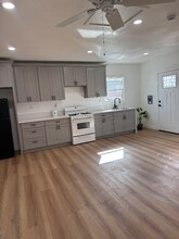 6120 California Ave in Long Beach, CA - Building Photo - Building Photo