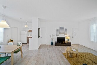 1311 15th Terrace in Miami Beach, FL - Building Photo - Building Photo