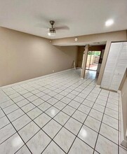 3609 Townhouse Ct in West Palm Beach, FL - Building Photo - Building Photo