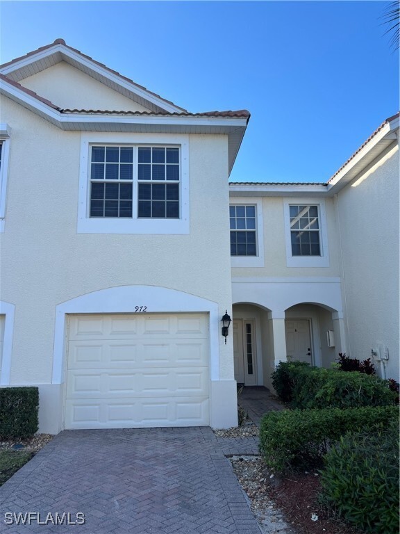 972 Hampton Cir in Naples, FL - Building Photo - Building Photo