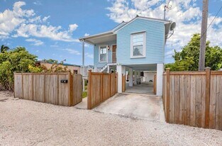 H16 Miriam St in Key West, FL - Building Photo