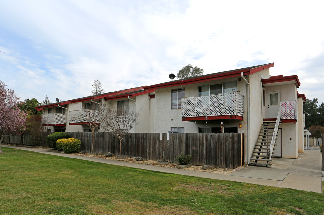 2507 Portola Ave in Livermore, CA - Building Photo