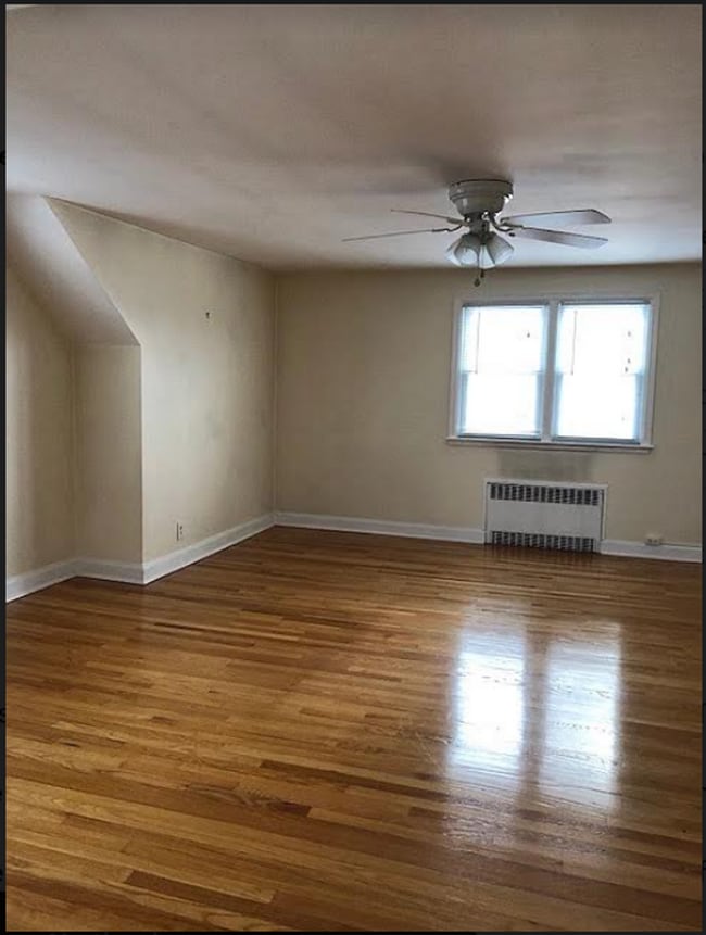 77 Renchy St in Fairfield, CT - Building Photo - Building Photo