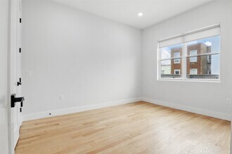 50 Cambridge Ave in Jersey City, NJ - Building Photo - Building Photo