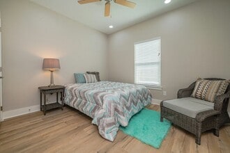 109 Mirage Ln in Rockport, TX - Building Photo - Building Photo