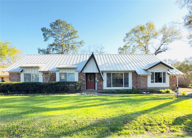 property at 10115 Moorberry Ln